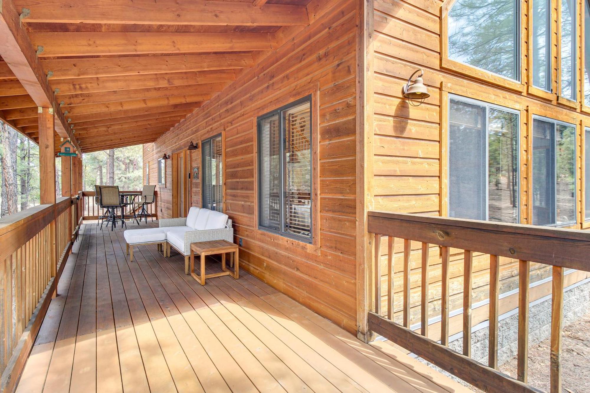 Tranquil Heber-Overgaard Cabin With Decks And Grill! Villa Exterior photo