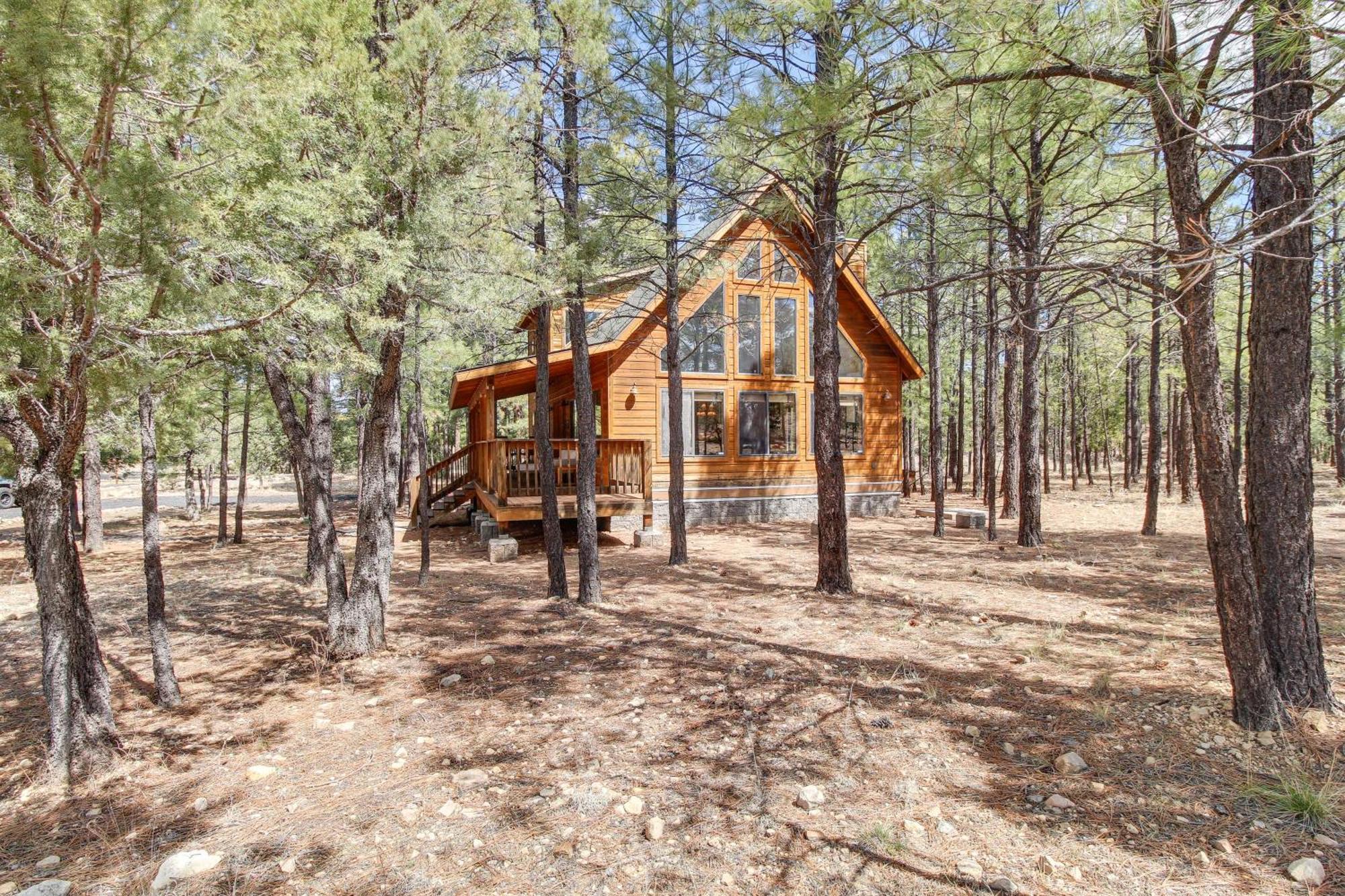 Tranquil Heber-Overgaard Cabin With Decks And Grill! Villa Exterior photo